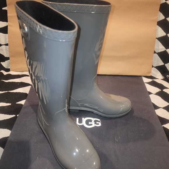 Waterproof - Picture 6 of 10